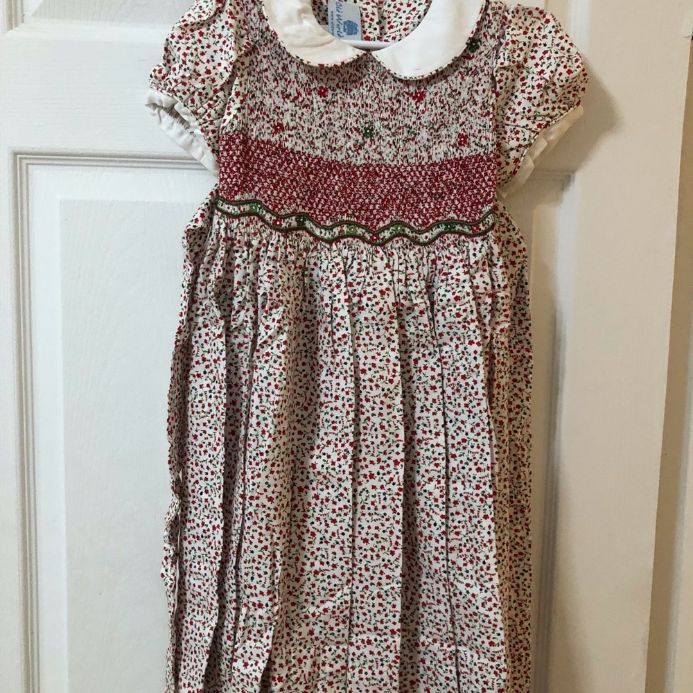 Girl’s  Floral Smock Dress Size 4T NWOT